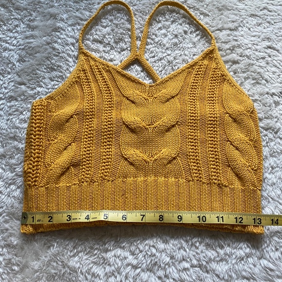 ⭐️2/$35⭐️ American Eagle Yellow Knit Crochet Tank Top - Picture 8 of 10
